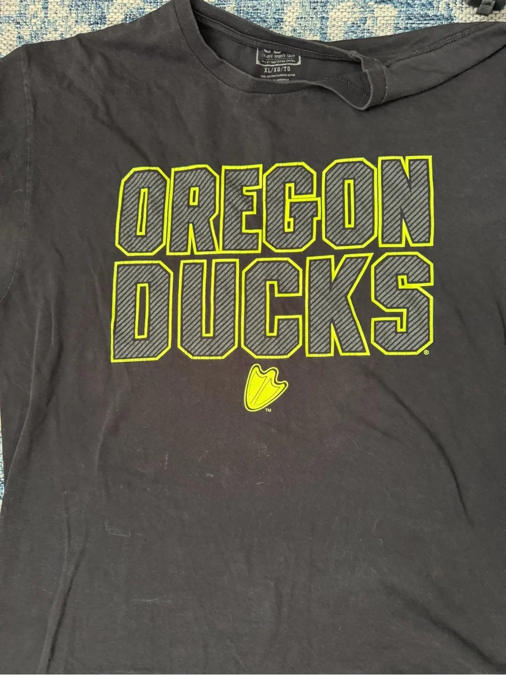 Champs Black Short-Sleeve Tee with Neon Yellow Oregon Ducks Graphic